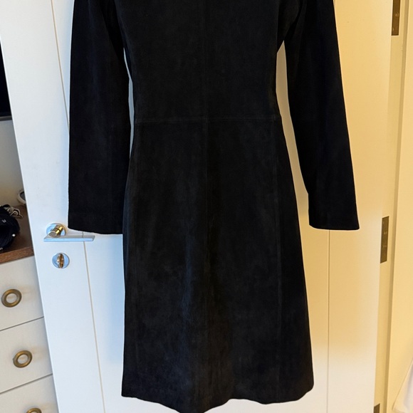 Vintage Margaret Godfrey Black Suede Ruffle Front Coat 6 - Picture 7 of 11